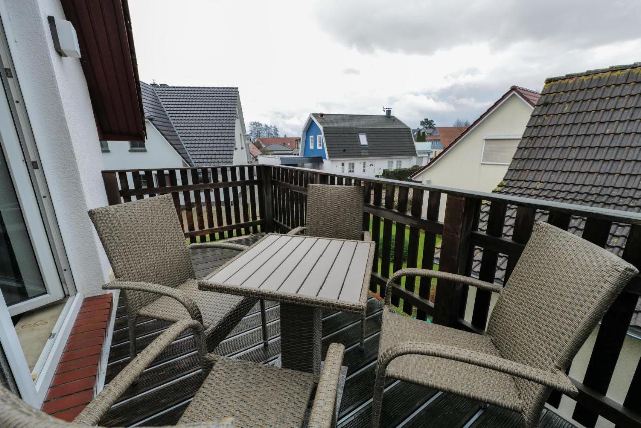 Ferienwohnungen Meerfarbig Zingst - Haustierfrei -Terrasse Mit Strandkorb Oder Balkon - E-Ladesaeule - Parkplatz - Wlan - Fahrradschuppen - Waschtrockner - Ruhig Und Zentral - Nichtraucher ภายนอก รูปภาพ