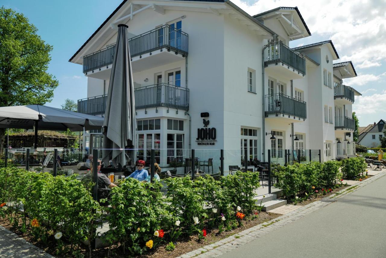 Ferienwohnungen Meerfarbig Zingst - Haustierfrei -Terrasse Mit Strandkorb Oder Balkon - E-Ladesaeule - Parkplatz - Wlan - Fahrradschuppen - Waschtrockner - Ruhig Und Zentral - Nichtraucher ภายนอก รูปภาพ